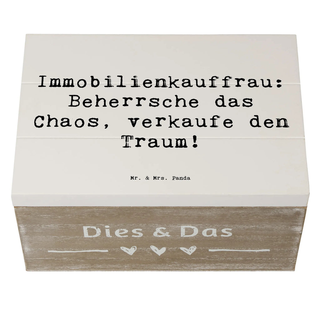 Holzkiste Spruch Immobilienkauffrau: Beherrsche das Chaos, verkaufe den Traum! Holzkiste, Dekokiste, Schatzkiste, Geschenkbox, Kiste, XXL, Erinnerungskiste, Aufbewahrungsbox, Geschenkdose, Schatulle, Truhe, Erinnerungsbox, Beruf, Ausbildung, Jubiläum, Abschied, Rente, Kollege, Kollegin, Geschenk, Schenken, Arbeitskollege, Mitarbeiter, Firma, Danke, Dankeschön