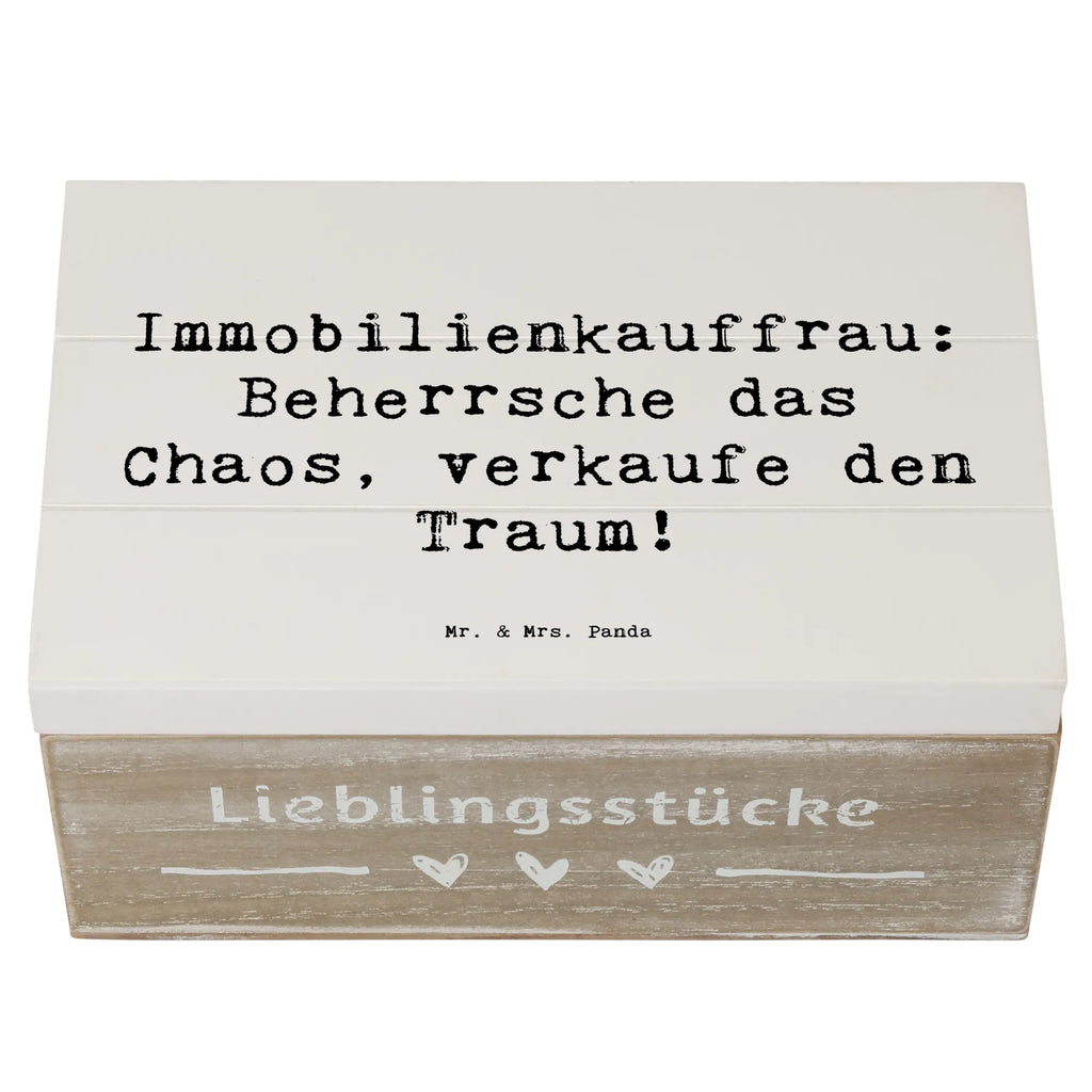 Holzkiste Spruch Immobilienkauffrau: Beherrsche das Chaos, verkaufe den Traum! Holzkiste, Dekokiste, Schatzkiste, Geschenkbox, Kiste, XXL, Erinnerungskiste, Aufbewahrungsbox, Geschenkdose, Schatulle, Truhe, Erinnerungsbox, Beruf, Ausbildung, Jubiläum, Abschied, Rente, Kollege, Kollegin, Geschenk, Schenken, Arbeitskollege, Mitarbeiter, Firma, Danke, Dankeschön