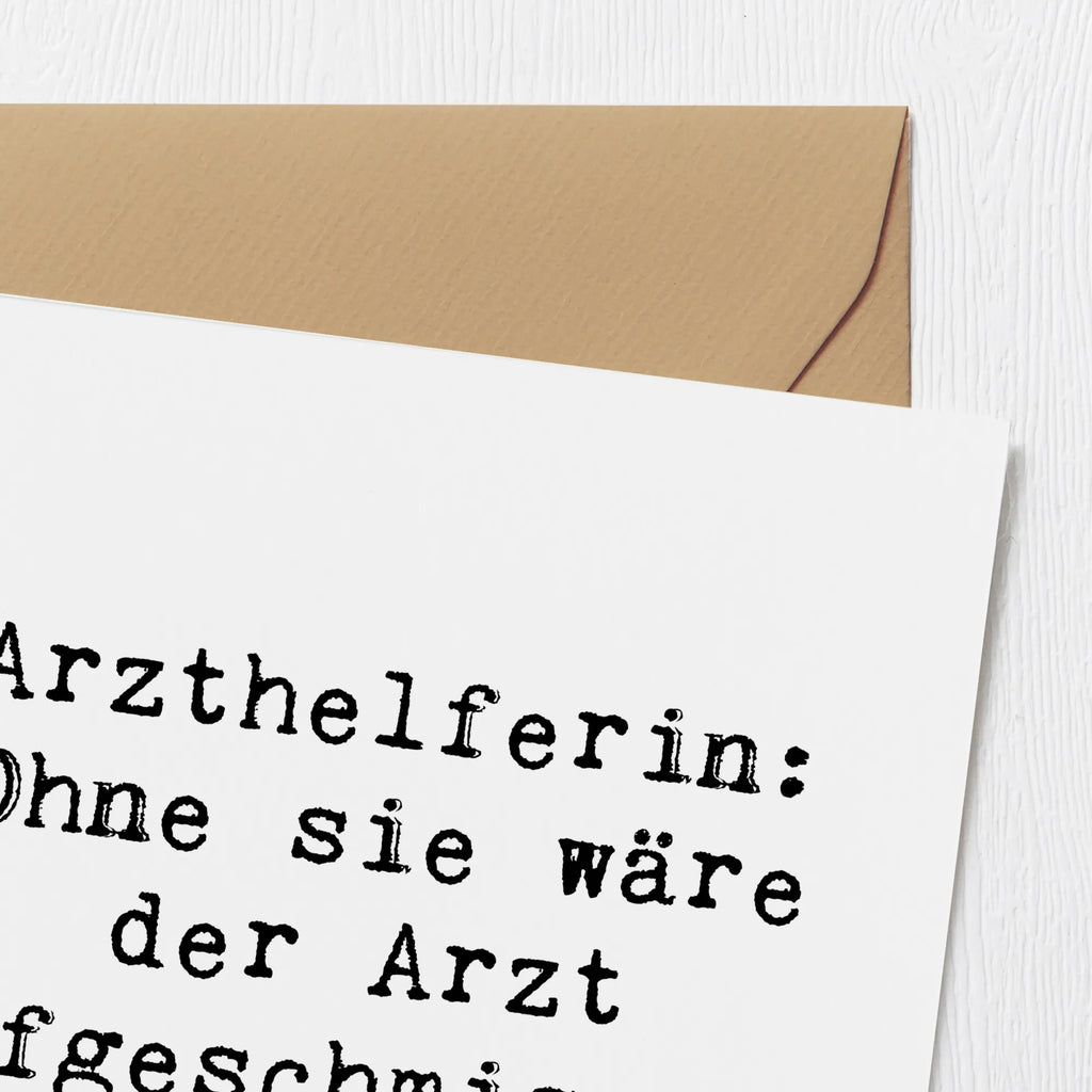 Deluxe Card Saying Arzthelferin: Ohne sie wäre der Arzt aufgeschmissen! Hochzeitskarte, Einladungskarte, Grußkarte, Karte, Glückwunschkarte, Hochwertige Klappkarte, Klappkarte, Geburtstagskarte, Hochwertige Grußkarte, Beruf, Ausbildung, Jubiläum, Abschied, Rente, Kollege, Kollegin, Geschenk, Schenken, Arbeitskollege, Mitarbeiter, Firma, Danke, Dankeschön