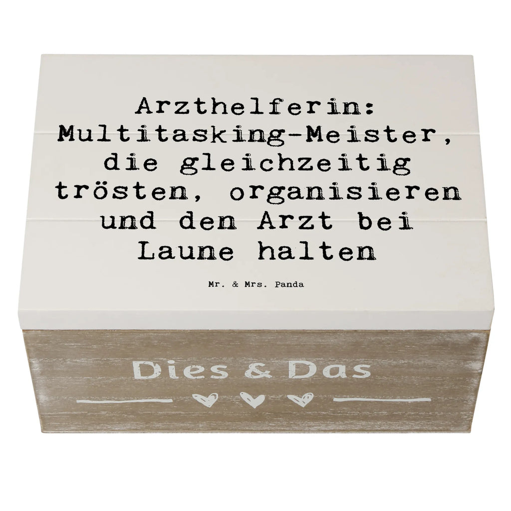 Wooden chest Saying Arzthelferin: Multitasking-Meister, die gleichzeitig trösten, organisieren und den Arzt bei Laune halten Schatzkiste, Aufbewahrungsbox, Geschenkbox, Holzkiste, Truhe, XXL, Erinnerungsbox, Kiste, Geschenkdose, Erinnerungskiste, Dekokiste, Schatulle, Beruf, Ausbildung, Jubiläum, Abschied, Rente, Kollege, Kollegin, Geschenk, Schenken, Arbeitskollege, Mitarbeiter, Firma, Danke, Dankeschön