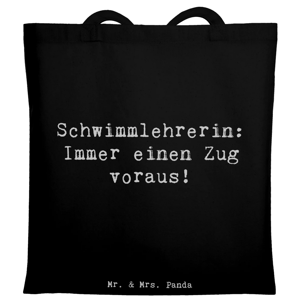 Tote bag Saying Schwimmlehrerin: Immer einen Zug voraus! Shopper, Badetasche, Stoffbeutel, Jutetasche, Stofftasche, Strandtasche, Beuteltasche, Beutel, Schultertasche, Tasche, Umhängetasche, Jutebeutel, Einkaufstüte, Tragetasche, Laptoptasche, Einkaufstasche, Beruf, Ausbildung, Jubiläum, Abschied, Rente, Kollege, Kollegin, Geschenk, Schenken, Arbeitskollege, Mitarbeiter, Firma, Danke, Dankeschön