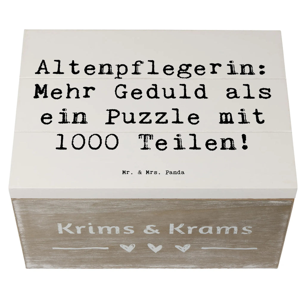 Wooden chest Saying Altenpflegerin: Mehr Geduld als ein Puzzle mit 1000 Teilen! Dekokiste, Geschenkdose, Schatzkiste, Erinnerungskiste, Aufbewahrungsbox, XXL, Erinnerungsbox, Geschenkbox, Truhe, Schatulle, Holzkiste, Kiste, Beruf, Ausbildung, Jubiläum, Abschied, Rente, Kollege, Kollegin, Geschenk, Schenken, Arbeitskollege, Mitarbeiter, Firma, Danke, Dankeschön