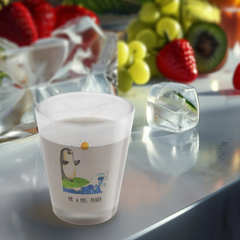 Schnapsglas Pinguin Surfer Schnapsgläser, Lustige Schnapsgläser, Ausgefallene Schnapsgläser, Kurzen Glas, Likör Gläser, Stamperl, Shotglas, Shotgläser, Likör Glas, Schnapsglas, Likörglas, Shot Glas, Kurze Gläser, Likörgläser, Pinguin, Urlaub, Wellen, Pinguine, Hawaii, Wellen reiten, Surfer, Portugal, surfen