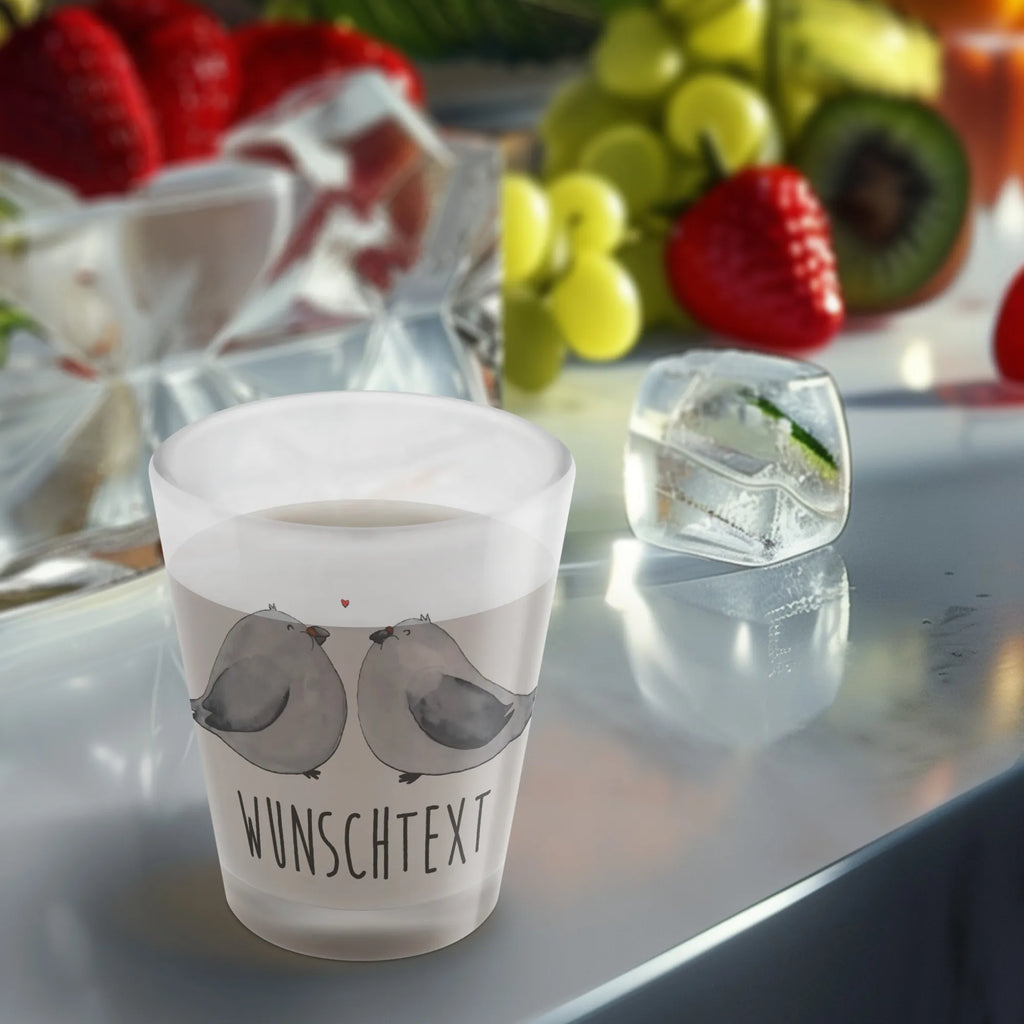 Personalisiertes Schnapsglas Turteltauben Liebe personalisierte Schnapsgläser, Schnapsglas Hochzeit, Schnapsglas zum Umhängen mit Namen, Schnapsglas Geschenk, Schnapsglas personalisieren, Personalisiertes Schnapsglas, personalisierte Pinnchen, Shot Gläser personalisieren, Schnapsgläser personalisiert, Schnapsglas mit Namen, Schnapsglas mit Name, Liebe, Partner, Freund, Freundin, Ehemann, Ehefrau, Heiraten, Verlobung, Heiratsantrag, Liebesgeschenk, Jahrestag, Hocheitstag, Geschenk Freundin, Verheiratet, Geschenk Freund, Turteltäubchen, Liebesbeweis, Verlobt, Geschenk Hochzeit, Turteltauben, Hochzeitstag, Verliebt, Tauben