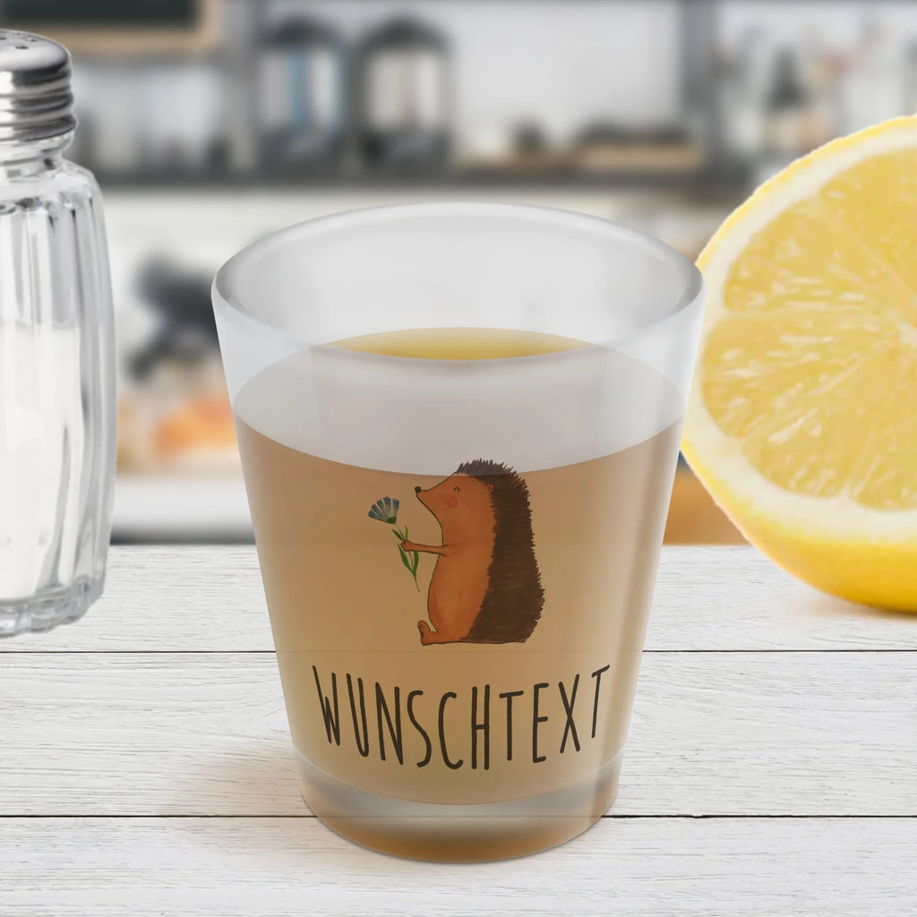 Personalisiertes Schnapsglas Igel Blumen personalisierte Schnapsgläser, Schnapsglas mit Namen, Shot Gläser personalisieren, Personalisiertes Schnapsglas, Schnapsglas zum Umhängen mit Namen, personalisierte Pinnchen, Schnapsgläser personalisiert, Schnapsglas personalisieren, Schnapsglas Hochzeit, Schnapsglas mit Name, Schnapsglas Geschenk, Tiermotive, Gute Laune, lustige Sprüche, Tiere, Krankheit, Igel, Gute Besserung, krank, Genesungswünsche, Besuch, Krankenhaus