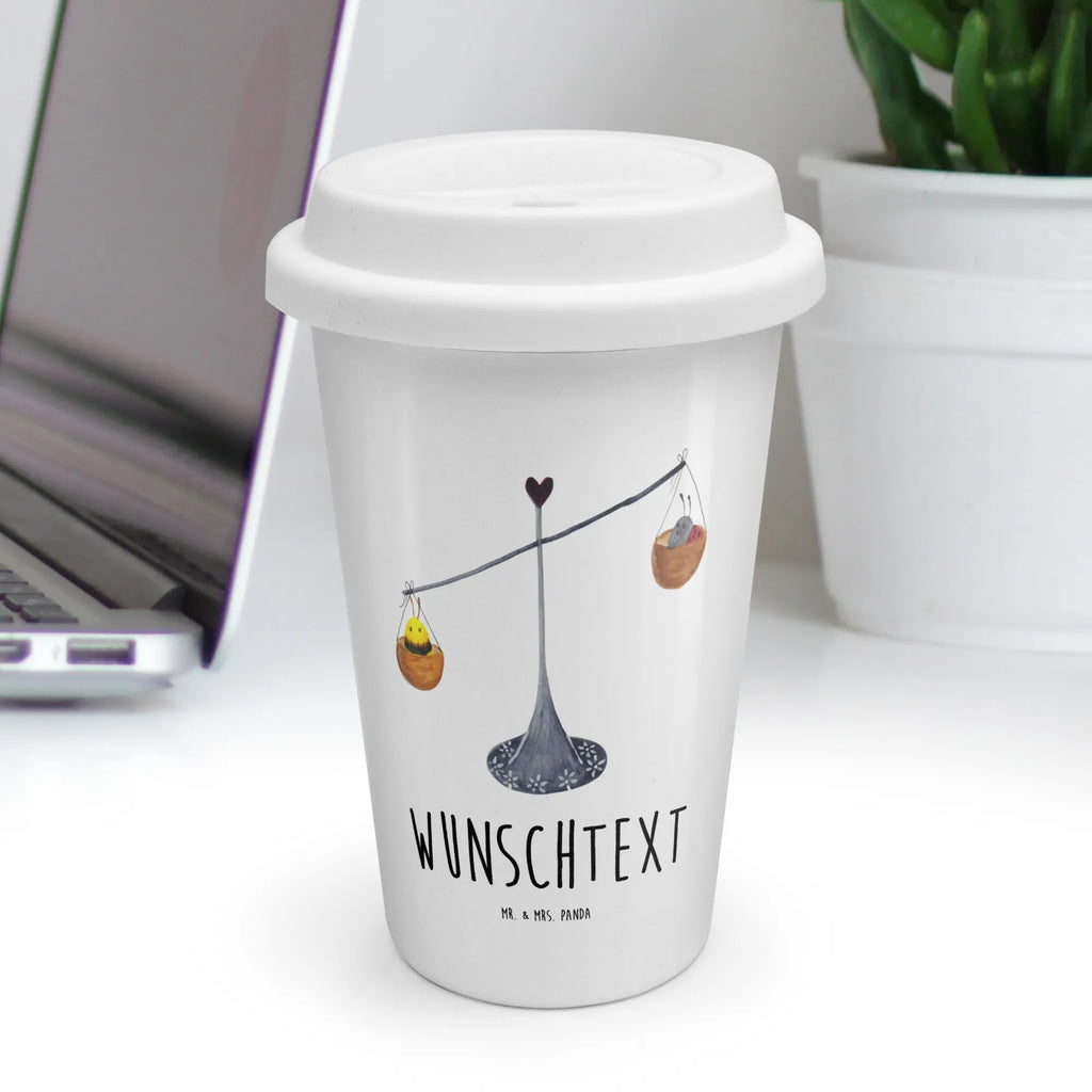 Personalisierter To Go Becher Sternzeichen Waage To Go Becher Für Kinder Mit Namen, To Go Becher Kunststoff Mit Wunschtext, Isolierbecher To Go Mit Namen, Glas Becher To Go Mit Gravur, Trinkbecher To Go Mit Wunschtext, To Go Becher Mit Wunschtext, Leichter Becher Mit Namen, Schulbecher Mit Wunschtext, Becher Für Unterwegs Mit Text, To Go Becher Edelstahl Mit Gravur, Bambus Becher To Go Mit Namen, Kaffeebecher To Go Mit Gravur, Personalisierter To Go Becher, Großer To Go Becher Mit Gravur, Bürobecher Personalisiert, To Go Becher Mit Namen, To Go Becher Mit Deckel Und Wunschtext, Thermobecher To Go Personalisiert, Reisebecher Mit Namen, Wiederverwendbarer Becher Mit Namen, Coffee To Go Becher Mit Wunschtext, Becher Mit Spruch Und Namen, Lustiger To Go Becher Mit Text, Kleiner To Go Becher Mit Wunschtext, Doppelwandiger To Go Becher Mit Text, To Go Becher Für Herren Mit Gravur, Geschenkbecher To Go Personalisiert, Mehrwegbecher Personalisiert, Auto Becher Mit Namen, Auslaufsicherer Becher Mit Gravur, To Go Becher Für Damen Mit Wunschtext, Tierkreiszeichen, Sternzeichen, Horoskop, Astrologie, Aszendent, Waage, Waage Geschenk, Waage Sternzeichen, Geschenk September, Biene, Hummel, Geburtstag Oktober, Geschenk Oktober, Marienkäfer, Geburtstag September, Gleichgewicht