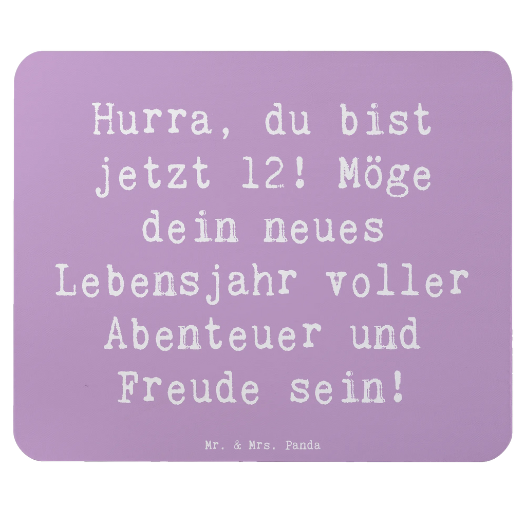 Mouse mat Saying Hurra, du bist jetzt 12! Möge dein neues Lebensjahr voller Abenteuer und Freude sein! Mauspad Büro, Büroausstattung, Mousepad, Mauspad, Mausunterlage, Einzigartiges Mauspad, Computer zubehör, Designer Mauspad, Arbeitszimmer, PC Zubehör, Geburtstag, Geburtstagsgeschenk, Geschenk