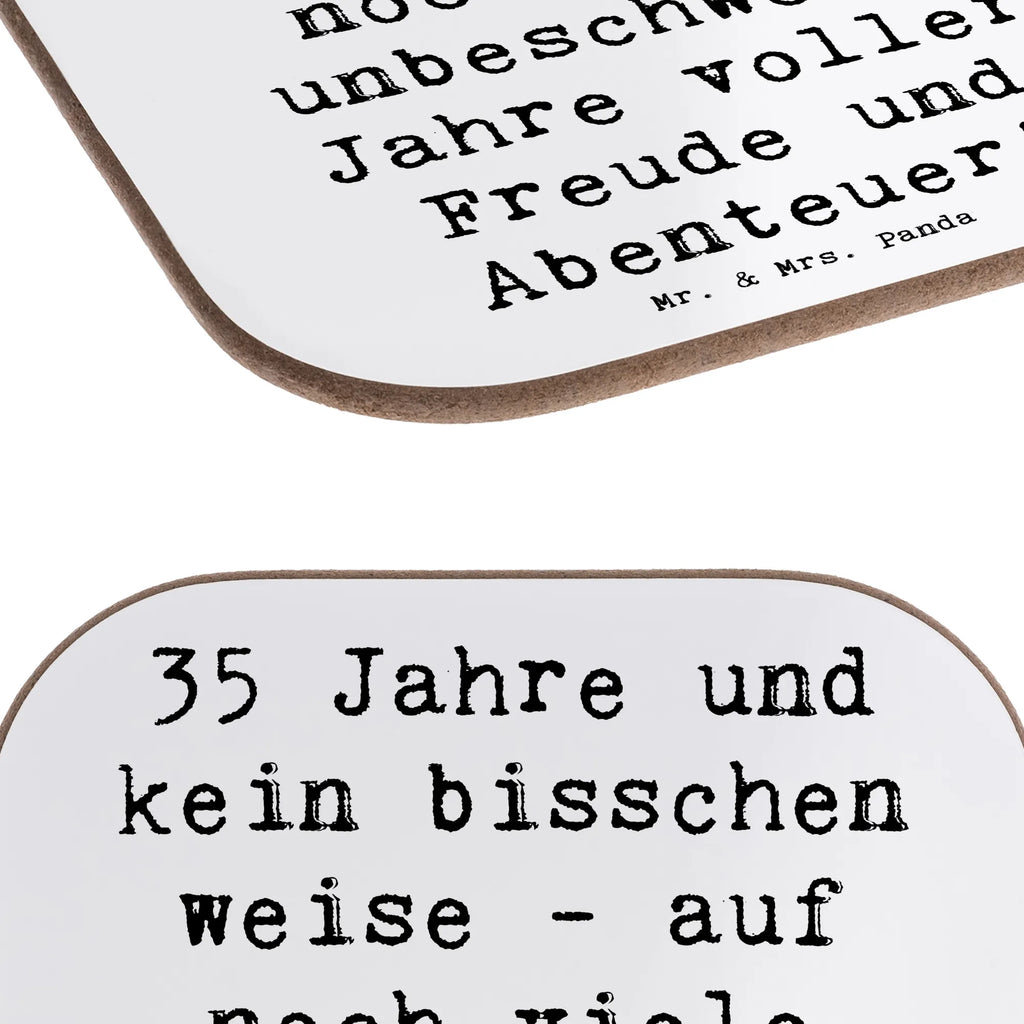 Square coaster Saying 35 Jahre und kein bisschen weise - auf noch viele unbeschwerte Jahre voller Freude und Abenteuer! Untersetzer, Bierdeckel, Glasuntersetzer, Untersetzer Gläser, Getränkeuntersetzer, Untersetzer aus Holz, Untersetzer für Gläser, Korkuntersetzer, Untersetzer Holz, Holzuntersetzer, Tassen Untersetzer, Untersetzer Design, Geburtstag, Geburtstagsgeschenk, Geschenk
