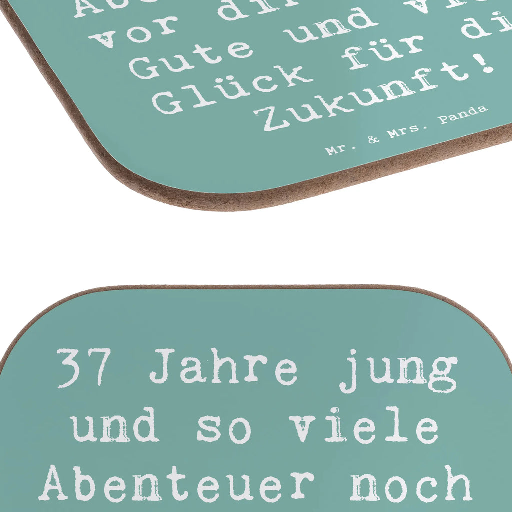 Square coaster Saying 37 Jahre jung und so viele Abenteuer noch vor dir. Alles Gute und viel Glück für die Zukunft! Tassen Untersetzer, Getränkeuntersetzer, Korkuntersetzer, Untersetzer Holz, Untersetzer Design, Bierdeckel, Glasuntersetzer, Untersetzer, Untersetzer für Gläser, Untersetzer Gläser, Untersetzer aus Holz, Holzuntersetzer, Geburtstag, Geburtstagsgeschenk, Geschenk