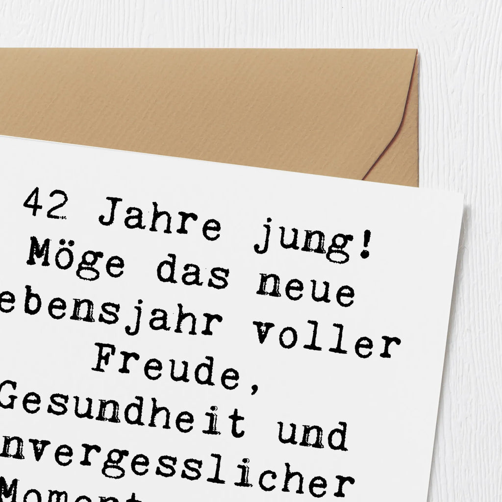 Deluxe Card Saying 42 Jahre jung! Möge das neue Lebensjahr voller Freude, Gesundheit und unvergesslicher Momente sein. Herzlichen Glückwunsch! Hochwertige Grußkarte, Grußkarte, Hochzeitskarte, Geburtstagskarte, Glückwunschkarte, Karte, Einladungskarte, Klappkarte, Hochwertige Klappkarte, Geburtstag, Geburtstagsgeschenk, Geschenk