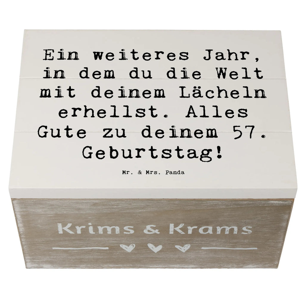 Wooden chest Saying Ein weiteres Jahr, in dem du die Welt mit deinem Lächeln erhellst. Alles Gute zu deinem 57. Geburtstag! Truhe, Geschenkbox, Schatzkiste, Dekokiste, Erinnerungsbox, Aufbewahrungsbox, Erinnerungskiste, Geschenkdose, Kiste, XXL, Holzkiste, Schatulle, Geburtstag, Geburtstagsgeschenk, Geschenk