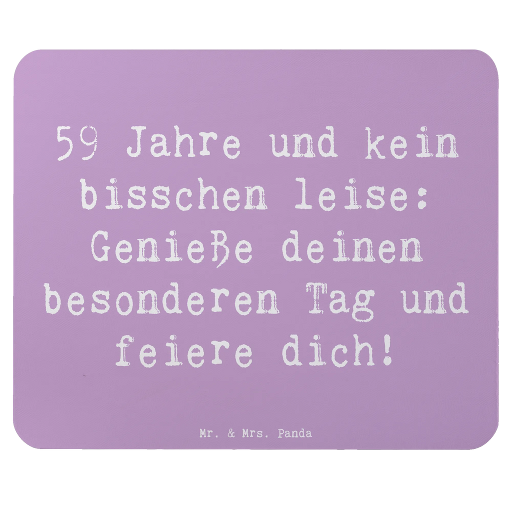 Mouse mat Saying 59 Jahre und kein bisschen leise: Genieße deinen besonderen Tag und feiere dich! Büroausstattung, PC Zubehör, Computer zubehör, Designer Mauspad, Mousepad, Mauspad Büro, Mauspad, Mausunterlage, Arbeitszimmer, Einzigartiges Mauspad, Geburtstag, Geburtstagsgeschenk, Geschenk