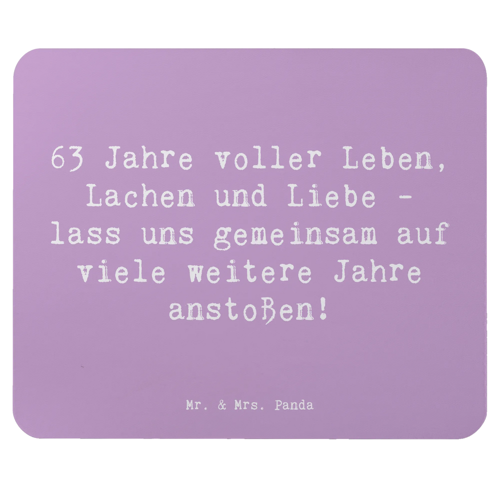 Mouse mat Saying 63 Jahre voller Leben, Lachen und Liebe - lass uns gemeinsam auf viele weitere Jahre anstoßen! Mousepad, Büroausstattung, Mausunterlage, PC Zubehör, Einzigartiges Mauspad, Mauspad, Mauspad Büro, Designer Mauspad, Computer zubehör, Arbeitszimmer, Geburtstag, Geburtstagsgeschenk, Geschenk