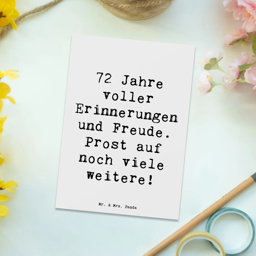 Postcard Saying 72 Jahre voller Erinnerungen und Freude. Prost auf noch viele weitere! Ansichtskarten, Dankeskarte, Einladung, Geburtstagskarte, Karte, Postkarte, Einladung Geburtstag, Einladungskarten Geburtstag, Grußkarte, Geschenkkarte, Einladungskarte, Ansichtskarte, Geburtstag, Geburtstagsgeschenk, Geschenk