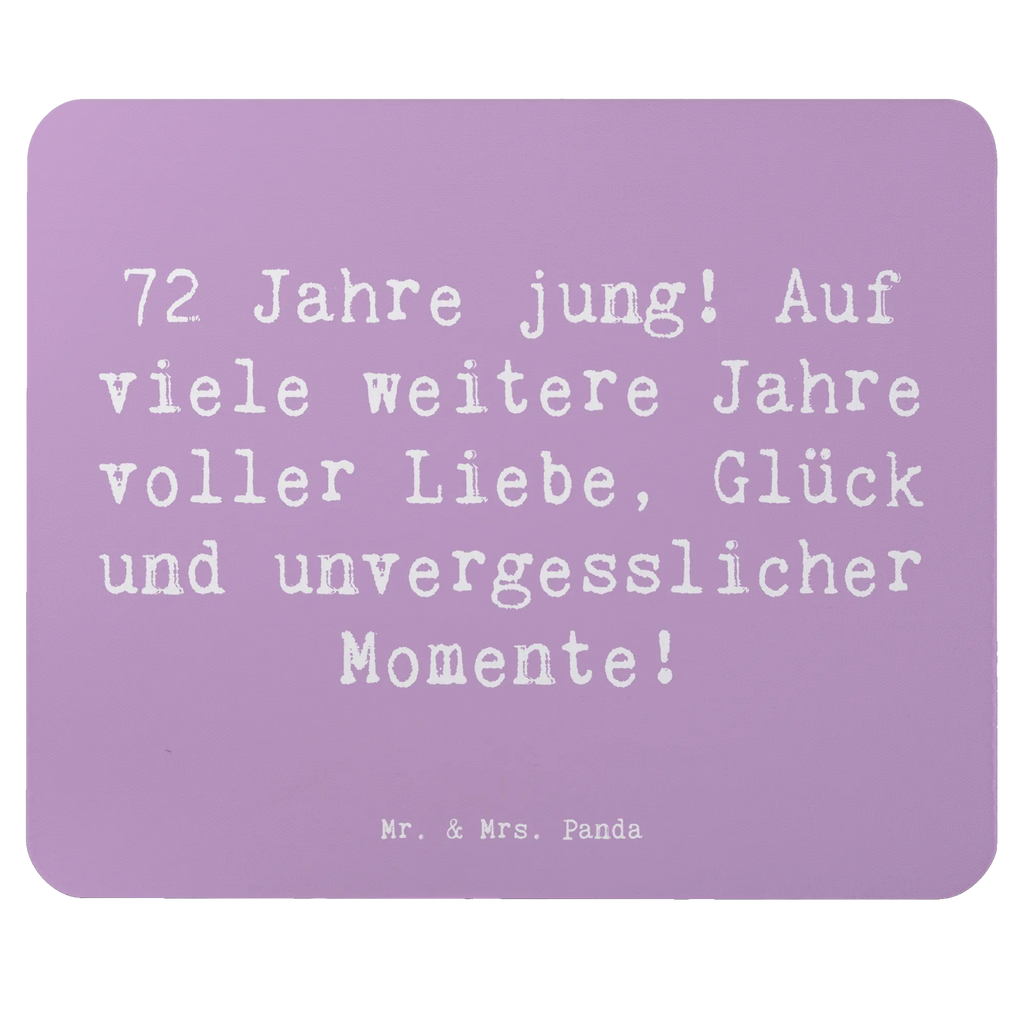 Mouse mat Saying 72 Jahre jung! Auf viele weitere Jahre voller Liebe, Glück und unvergesslicher Momente! Mauspad, Arbeitszimmer, PC Zubehör, Mausunterlage, Computer zubehör, Mousepad, Designer Mauspad, Einzigartiges Mauspad, Mauspad Büro, Büroausstattung, Geburtstag, Geburtstagsgeschenk, Geschenk