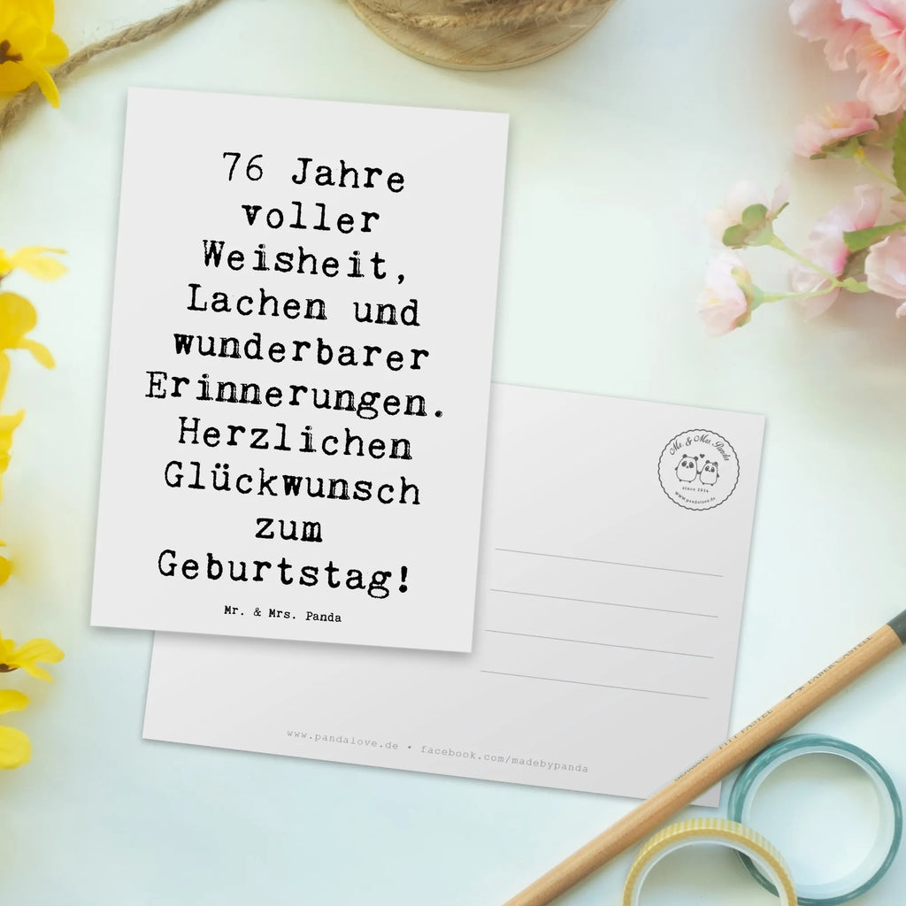 Postcard Saying 76 Jahre voller Weisheit, Lachen und wunderbarer Erinnerungen. Herzlichen Glückwunsch zum Geburtstag! Einladungskarte, Karte, Ansichtskarte, Ansichtskarten, Geburtstagskarte, Einladung, Grußkarte, Postkarte, Dankeskarte, Einladung Geburtstag, Einladungskarten Geburtstag, Geschenkkarte, Geburtstag, Geburtstagsgeschenk, Geschenk