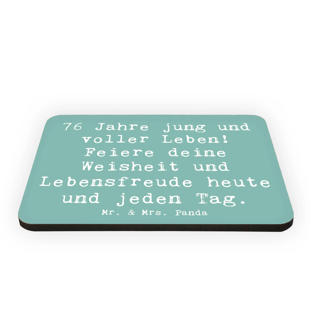 Magnet Spruch 76. Geburtstag Jung und Lebendig Whiteboard Magnet, Motivmagnete, Pinnwandmagnet, Kühlschrank Dekoration, Kühlschrankmagnet, Dekomagnet, Souvenir Magnet, Notiz Magnet, Geburtstag, Geburtstagsgeschenk, Geschenk