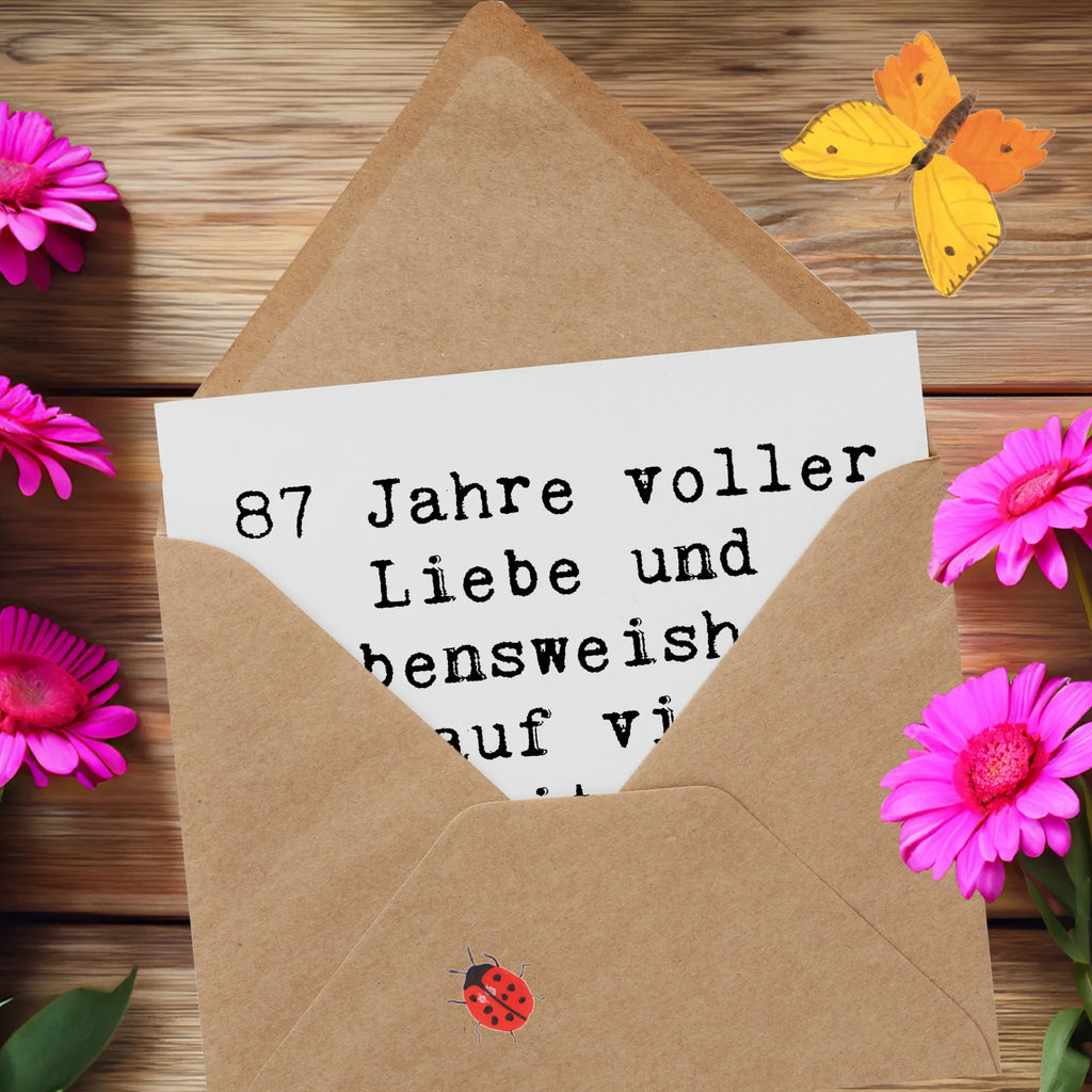 Deluxe Card Saying 87 Jahre voller Liebe und Lebensweisheit - auf viele weitere glückliche Jahre! Geburtstagskarte, Karte, Hochwertige Grußkarte, Glückwunschkarte, Hochzeitskarte, Einladungskarte, Hochwertige Klappkarte, Klappkarte, Grußkarte, Geburtstag, Geburtstagsgeschenk, Geschenk