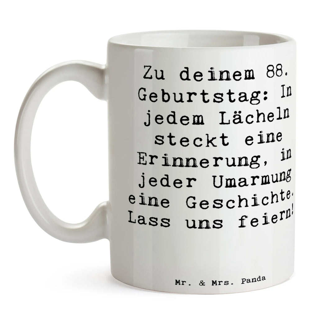 Mug Saying Zu deinem 88. Geburtstag: In jedem Lächeln steckt eine Erinnerung, in jeder Umarmung eine Geschichte. Lass uns feiern! Tasse mit Zitaten, Porzellantasse, Bürotasse, Keramiktasse, Tasse mit Motiven, Geschenktasse, Teetasse, Tasse, Kaffeetasse, Geburtstag, Geburtstagsgeschenk, Geschenk