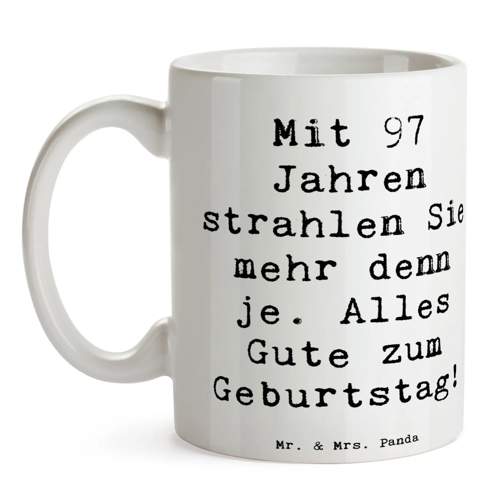 Tasse Spruch 97. Geburtstag Strahlen Kaffeetasse, Tasse mit Motiven, Bürotasse, Teetasse, Geschenktasse, Keramiktasse, Tasse mit Zitaten, Tasse, Porzellantasse, Geburtstag, Geburtstagsgeschenk, Geschenk