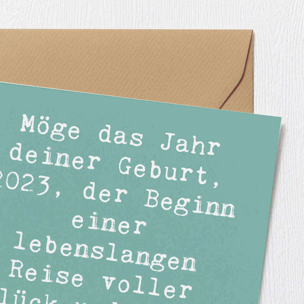 Deluxe Card Saying Möge das Jahr deiner Geburt, 2023, der Beginn einer lebenslangen Reise voller Glück und Liebe sein. Herzlichen Glückwunsch! Hochwertige Klappkarte, Grußkarte, Glückwunschkarte, Karte, Geburtstagskarte, Klappkarte, Hochwertige Grußkarte, Einladungskarte, Hochzeitskarte, Geburtstag, Geburtstagsgeschenk, Geschenk