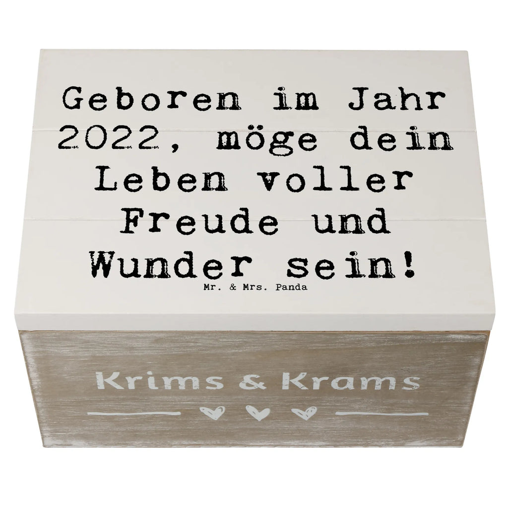 Wooden chest Saying Geboren im Jahr 2022, möge dein Leben voller Freude und Wunder sein! Aufbewahrungsbox, Schatzkiste, Dekokiste, Kiste, Holzkiste, Geschenkbox, Schatulle, Truhe, XXL, Erinnerungskiste, Erinnerungsbox, Geschenkdose, Geburtstag, Geburtstagsgeschenk, Geschenk