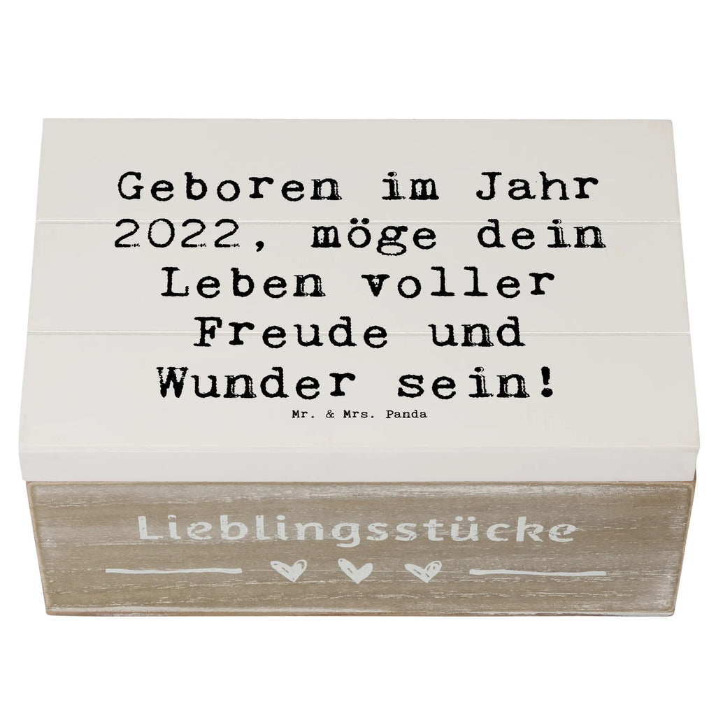 Wooden chest Saying Geboren im Jahr 2022, möge dein Leben voller Freude und Wunder sein! Aufbewahrungsbox, Schatzkiste, Dekokiste, Kiste, Holzkiste, Geschenkbox, Schatulle, Truhe, XXL, Erinnerungskiste, Erinnerungsbox, Geschenkdose, Geburtstag, Geburtstagsgeschenk, Geschenk