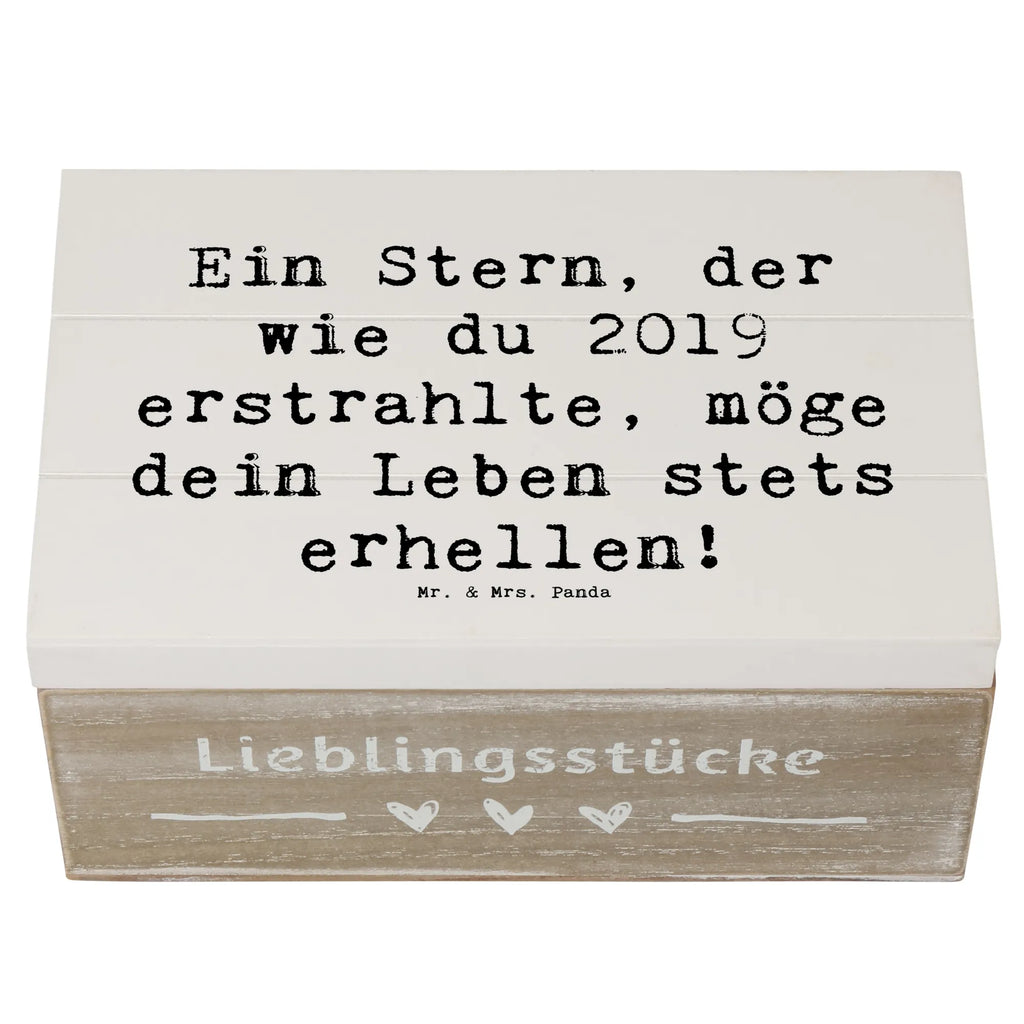 Wooden chest Saying Ein Stern, der wie du 2019 erstrahlte, möge dein Leben stets erhellen! Geschenkdose, Erinnerungskiste, Erinnerungsbox, Geschenkbox, Truhe, Holzkiste, Kiste, XXL, Schatulle, Schatzkiste, Dekokiste, Aufbewahrungsbox, Geburtstag, Geburtstagsgeschenk, Geschenk