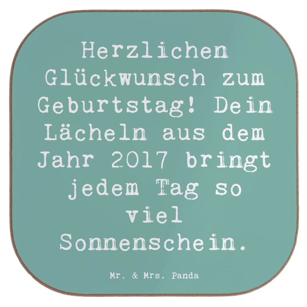 Square coaster Saying Herzlichen Glückwunsch zum Geburtstag! Dein Lächeln aus dem Jahr 2017 bringt jedem Tag so viel Sonnenschein. Untersetzer Design, Holzuntersetzer, Untersetzer Gläser, Glasuntersetzer, Untersetzer aus Holz, Korkuntersetzer, Bierdeckel, Getränkeuntersetzer, Untersetzer Holz, Untersetzer für Gläser, Tassen Untersetzer, Untersetzer, Geburtstag, Geburtstagsgeschenk, Geschenk