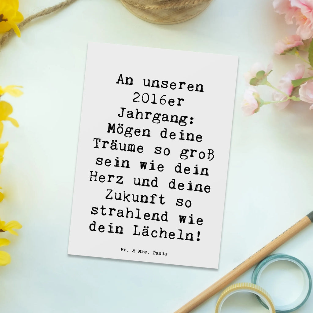 Postcard Saying An unseren 2016er Jahrgang: Mögen deine Träume so groß sein wie dein Herz und deine Zukunft so strahlend wie dein Lächeln! Geschenkkarte, Einladungskarte, Ansichtskarte, Einladung Geburtstag, Dankeskarte, Einladungskarten Geburtstag, Ansichtskarten, Geburtstagskarte, Einladung, Karte, Grußkarte, Postkarte, Geburtstag, Geburtstagsgeschenk, Geschenk