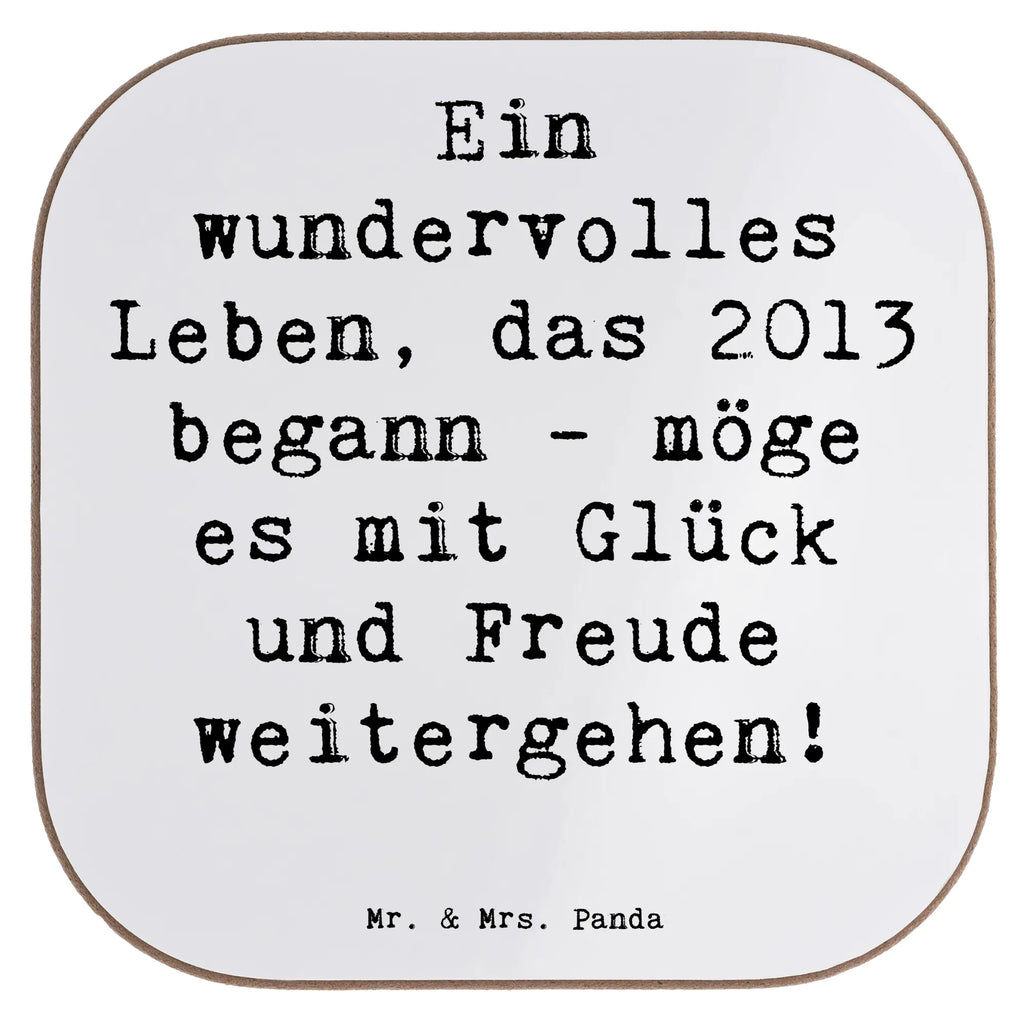 Square coaster Saying Ein wundervolles Leben, das 2013 begann - möge es mit Glück und Freude weitergehen! Untersetzer, Untersetzer Gläser, Getränkeuntersetzer, Untersetzer Holz, Glasuntersetzer, Korkuntersetzer, Untersetzer für Gläser, Untersetzer aus Holz, Untersetzer Design, Bierdeckel, Tassen Untersetzer, Holzuntersetzer, Geburtstag, Geburtstagsgeschenk, Geschenk