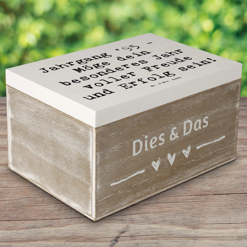Wooden chest Saying Jahrgang '95 - Möge dein besonderes Jahr voller Freude und Erfolg sein! Dekokiste, Aufbewahrungsbox, Erinnerungsbox, Geschenkbox, Kiste, XXL, Truhe, Geschenkdose, Schatulle, Schatzkiste, Erinnerungskiste, Holzkiste, Geburtstag, Geburtstagsgeschenk, Geschenk