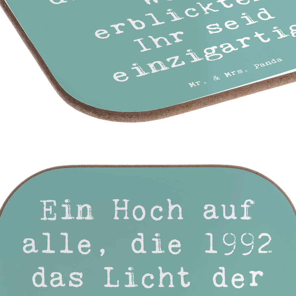 Square coaster Saying Ein Hoch auf alle, die 1992 das Licht der Welt erblickten. Ihr seid einzigartig! Untersetzer Design, Untersetzer für Gläser, Glasuntersetzer, Holzuntersetzer, Getränkeuntersetzer, Untersetzer Holz, Untersetzer, Untersetzer aus Holz, Korkuntersetzer, Untersetzer Gläser, Tassen Untersetzer, Bierdeckel, Geburtstag, Geburtstagsgeschenk, Geschenk