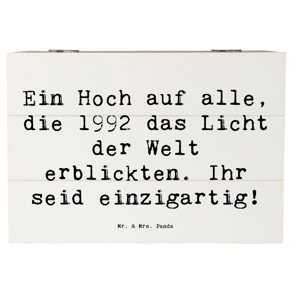 Wooden chest Saying Ein Hoch auf alle, die 1992 das Licht der Welt erblickten. Ihr seid einzigartig! Truhe, Aufbewahrungsbox, XXL, Erinnerungsbox, Geschenkdose, Geschenkbox, Kiste, Schatulle, Holzkiste, Schatzkiste, Dekokiste, Erinnerungskiste, Geburtstag, Geburtstagsgeschenk, Geschenk