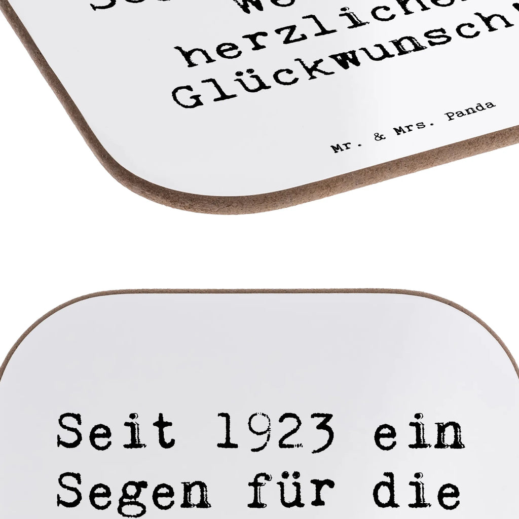 Square coaster Saying Seit 1923 ein Segen für die Welt, herzlichen Glückwunsch! Untersetzer Gläser, Untersetzer für Gläser, Korkuntersetzer, Untersetzer Design, Bierdeckel, Glasuntersetzer, Tassen Untersetzer, Untersetzer aus Holz, Holzuntersetzer, Untersetzer, Untersetzer Holz, Getränkeuntersetzer, Geburtstag, Geburtstagsgeschenk, Geschenk