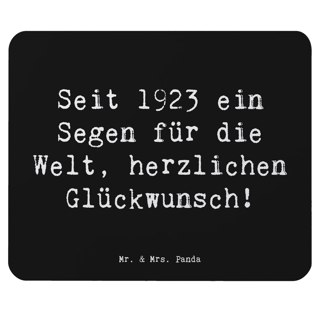 Mouse mat Saying Seit 1923 ein Segen für die Welt, herzlichen Glückwunsch! Mausunterlage, PC Zubehör, Computer zubehör, Einzigartiges Mauspad, Mauspad, Büroausstattung, Arbeitszimmer, Designer Mauspad, Mousepad, Mauspad Büro, Geburtstag, Geburtstagsgeschenk, Geschenk