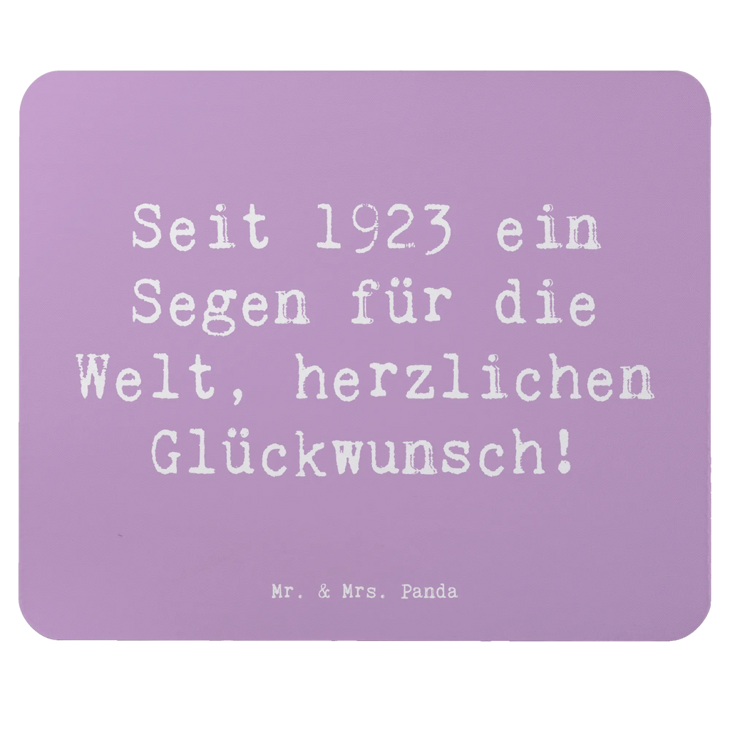 Mouse mat Saying Seit 1923 ein Segen für die Welt, herzlichen Glückwunsch! Mausunterlage, PC Zubehör, Computer zubehör, Einzigartiges Mauspad, Mauspad, Büroausstattung, Arbeitszimmer, Designer Mauspad, Mousepad, Mauspad Büro, Geburtstag, Geburtstagsgeschenk, Geschenk