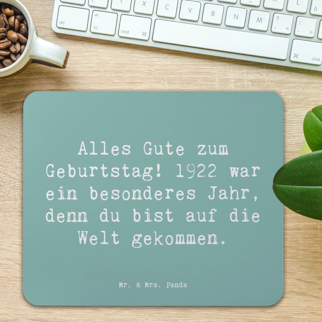 Mouse mat Saying Alles Gute zum Geburtstag! 1922 war ein besonderes Jahr, denn du bist auf die Welt gekommen. Arbeitszimmer, Büroausstattung, Mousepad, Designer Mauspad, Einzigartiges Mauspad, Mauspad Büro, Computer zubehör, Mauspad, Mausunterlage, PC Zubehör, Geburtstag, Geburtstagsgeschenk, Geschenk