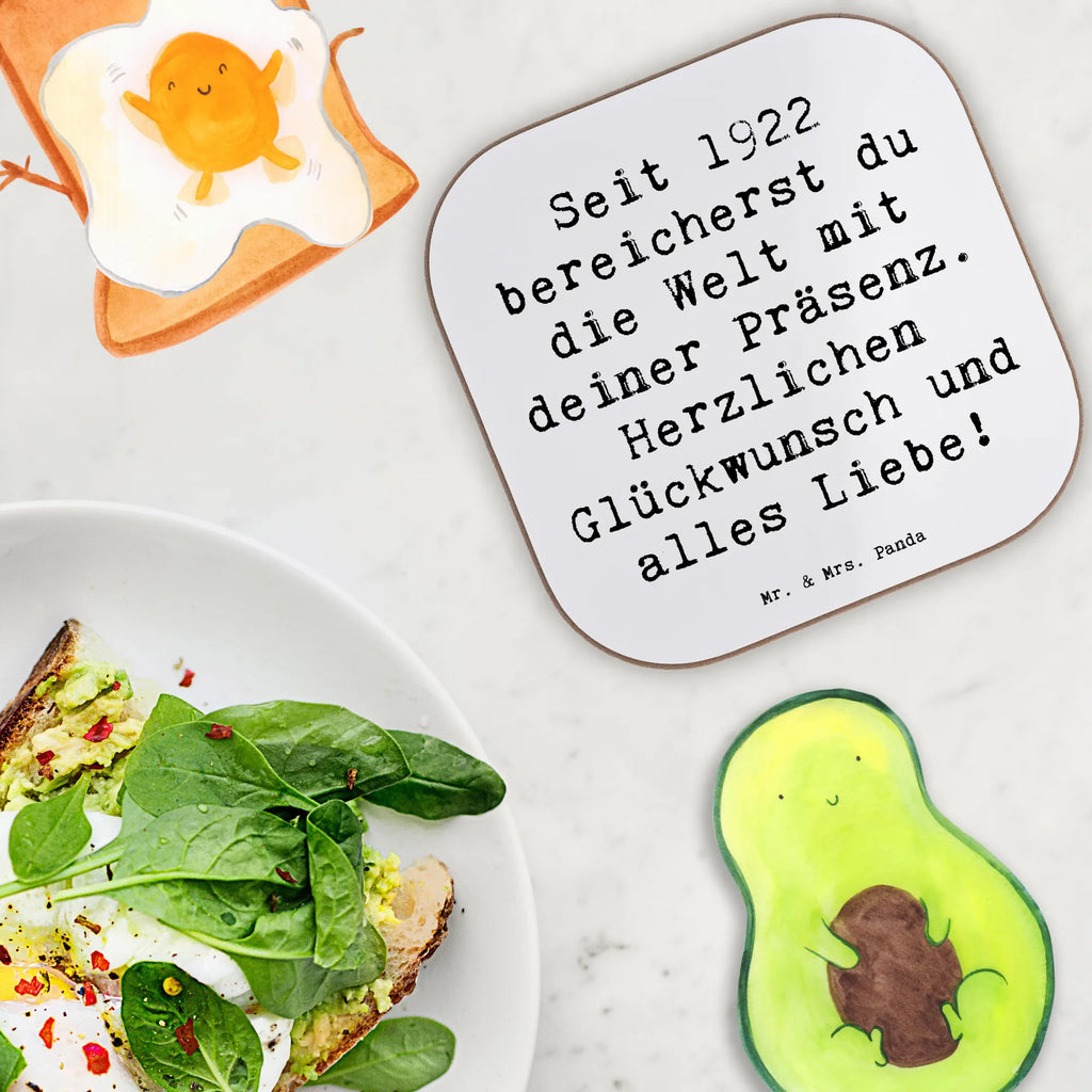 Untersetzer Spruch Seit 1922 bereicherst du die Welt mit deiner Präsenz. Herzlichen Glückwunsch und alles Liebe! Untersetzer Holz, Holzuntersetzer, Getränkeuntersetzer, Glasuntersetzer, Korkuntersetzer, Tassen Untersetzer, Bierdeckel, Untersetzer Design, Untersetzer, Untersetzer aus Holz, Untersetzer für Gläser, Untersetzer Gläser, Geburtstag, Geburtstagsgeschenk, Geschenk