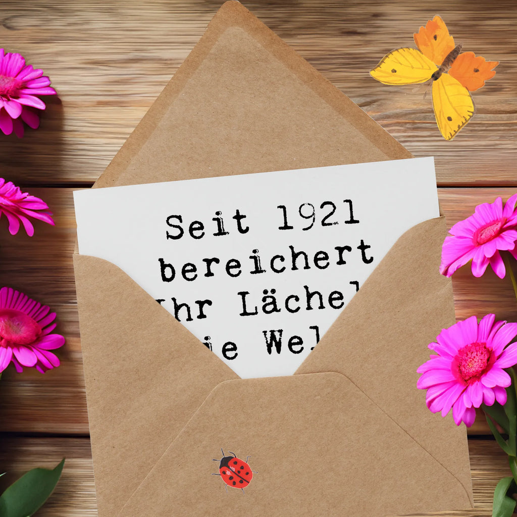 Deluxe Card Saying Seit 1921 bereichert Ihr Lächeln die Welt. Alles Gute zum Geburtstag! Einladungskarte, Grußkarte, Hochwertige Grußkarte, Hochzeitskarte, Klappkarte, Hochwertige Klappkarte, Karte, Glückwunschkarte, Geburtstagskarte, Geburtstag, Geburtstagsgeschenk, Geschenk
