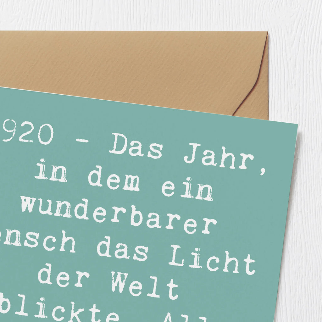 Deluxe Card Saying 1920 - Das Jahr, in dem ein wunderbarer Mensch das Licht der Welt erblickte. Alles Gute zum Geburtstag! Karte, Klappkarte, Glückwunschkarte, Geburtstagskarte, Hochwertige Grußkarte, Grußkarte, Hochzeitskarte, Einladungskarte, Hochwertige Klappkarte, Geburtstag, Geburtstagsgeschenk, Geschenk