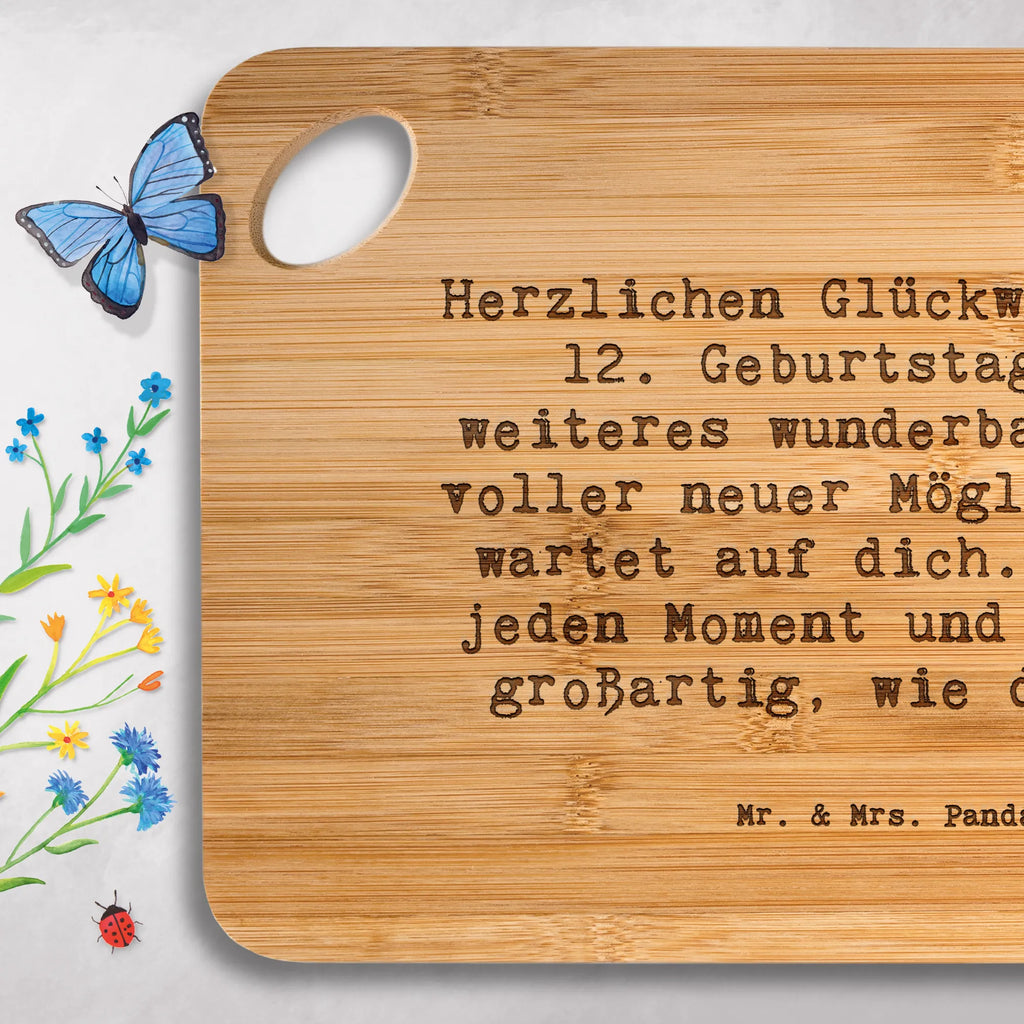 Bambus - deska do krojenia Przysłowie Herzlichen Glückwunsch zum 12. Geburtstag! Ein weiteres wunderbares Jahr voller neuer Möglichkeiten wartet auf dich. Genieße jeden Moment und bleib so großartig, wie du bist! Urodziny, prezent urodzinowy, prezent