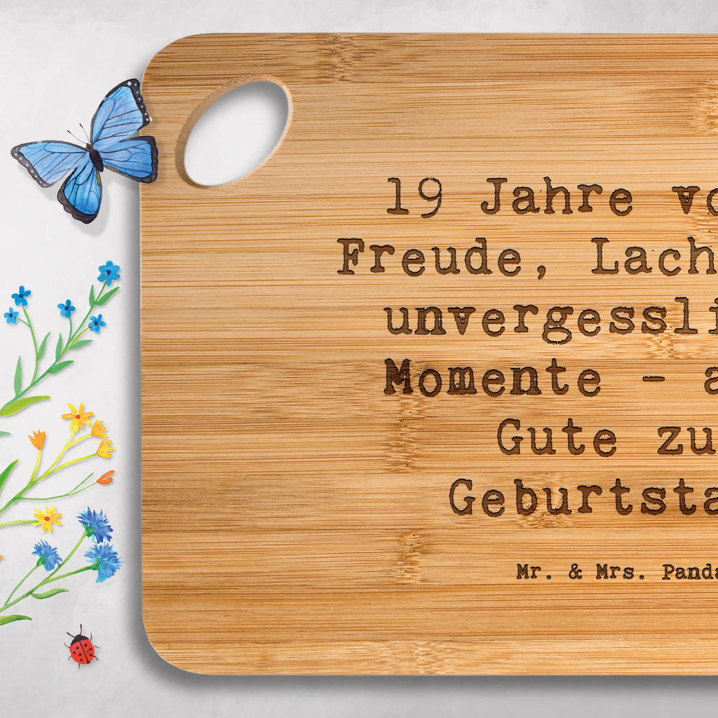 Bambus - deska do krojenia Przysłowie 19 Jahre voller Freude, Lachen und unvergesslicher Momente - alles Gute zum Geburtstag! Urodziny, prezent urodzinowy, prezent