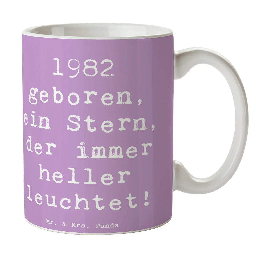 Mug Saying 1982 geboren, ein Stern, der immer heller leuchtet! Bürotasse, Porzellantasse, Tasse mit Motiven, Tasse, Tasse mit Zitaten, Geschenktasse, Teetasse, Keramiktasse, Kaffeetasse, Geburtstag, Geburtstagsgeschenk, Geschenk