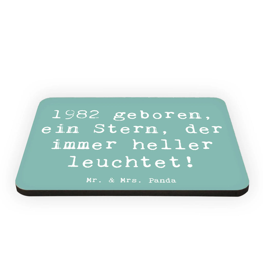 Magnet Saying 1982 geboren, ein Stern, der immer heller leuchtet! Dekomagnet, Whiteboard Magnet, Pinnwandmagnet, Motivmagnete, Kühlschrank Dekoration, Souvenir Magnet, Notiz Magnet, Kühlschrankmagnet, Geburtstag, Geburtstagsgeschenk, Geschenk