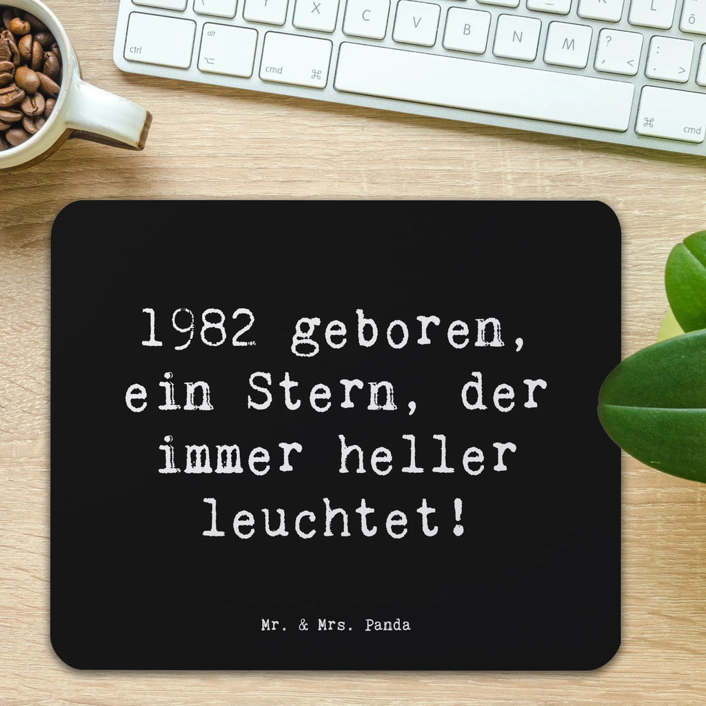 Mouse mat Saying 1982 geboren, ein Stern, der immer heller leuchtet! Mauspad Büro, PC Zubehör, Mausunterlage, Mauspad, Computer zubehör, Designer Mauspad, Mousepad, Arbeitszimmer, Einzigartiges Mauspad, Büroausstattung, Geburtstag, Geburtstagsgeschenk, Geschenk