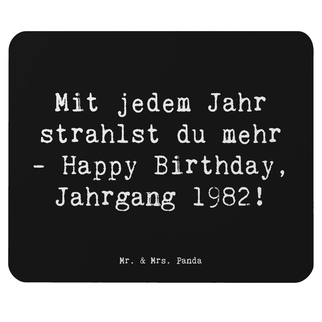 Mouse mat Saying Mit jedem Jahr strahlst du mehr - Happy Birthday, Jahrgang 1982! Mousepad, Einzigartiges Mauspad, Arbeitszimmer, PC Zubehör, Mauspad, Computer zubehör, Mauspad Büro, Büroausstattung, Mausunterlage, Designer Mauspad, Geburtstag, Geburtstagsgeschenk, Geschenk