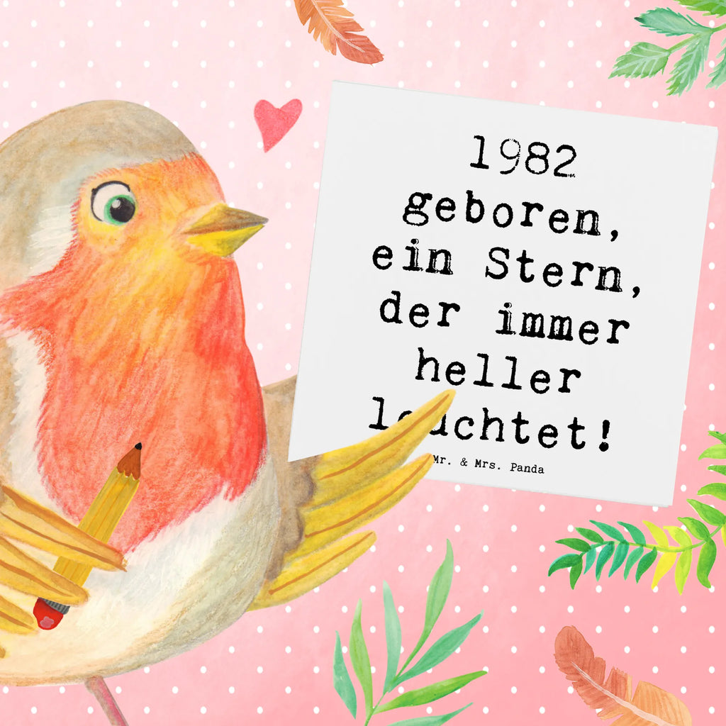 Deluxe Card Saying 1982 geboren, ein Stern, der immer heller leuchtet! Karte, Grußkarte, Klappkarte, Einladungskarte, Glückwunschkarte, Hochzeitskarte, Geburtstagskarte, Hochwertige Grußkarte, Hochwertige Klappkarte, Geburtstag, Geburtstagsgeschenk, Geschenk