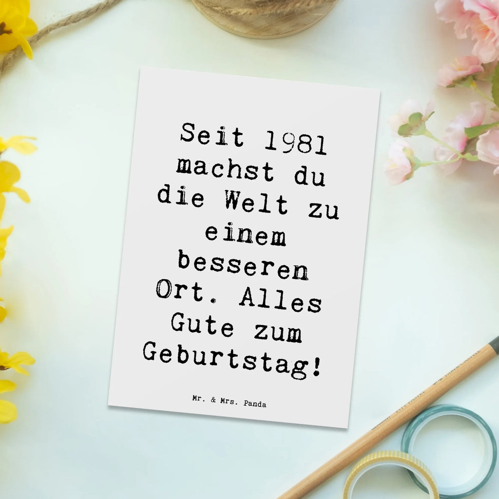 Postcard Saying Seit 1981 machst du die Welt zu einem besseren Ort. Alles Gute zum Geburtstag! Einladungskarte, Grußkarte, Einladung, Einladungskarten Geburtstag, Karte, Dankeskarte, Ansichtskarten, Postkarte, Ansichtskarte, Einladung Geburtstag, Geburtstagskarte, Geschenkkarte, Geburtstag, Geburtstagsgeschenk, Geschenk