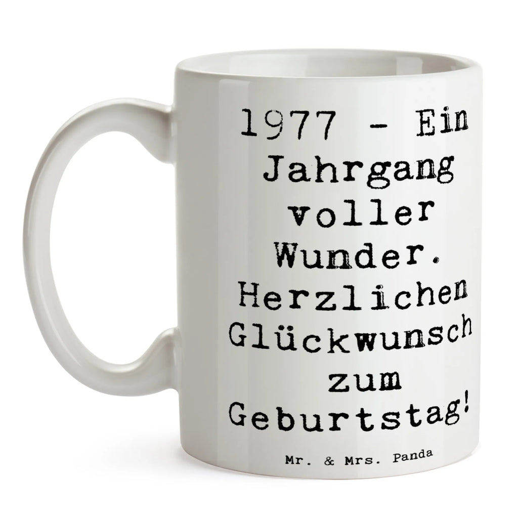 Tasse Spruch 1977 Geburtstag Wunder Tasse, Tasse mit Zitaten, Bürotasse, Geschenktasse, Keramiktasse, Porzellantasse, Kaffeetasse, Teetasse, Tasse mit Motiven, Geburtstag, Geburtstagsgeschenk, Geschenk